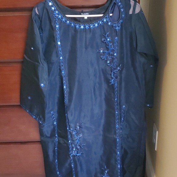 Formal Pakistani organza kurta party wear FINAL PRICE - Picture 4 of 10